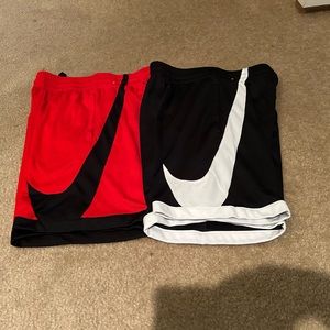 Nike shorts - Youth medium